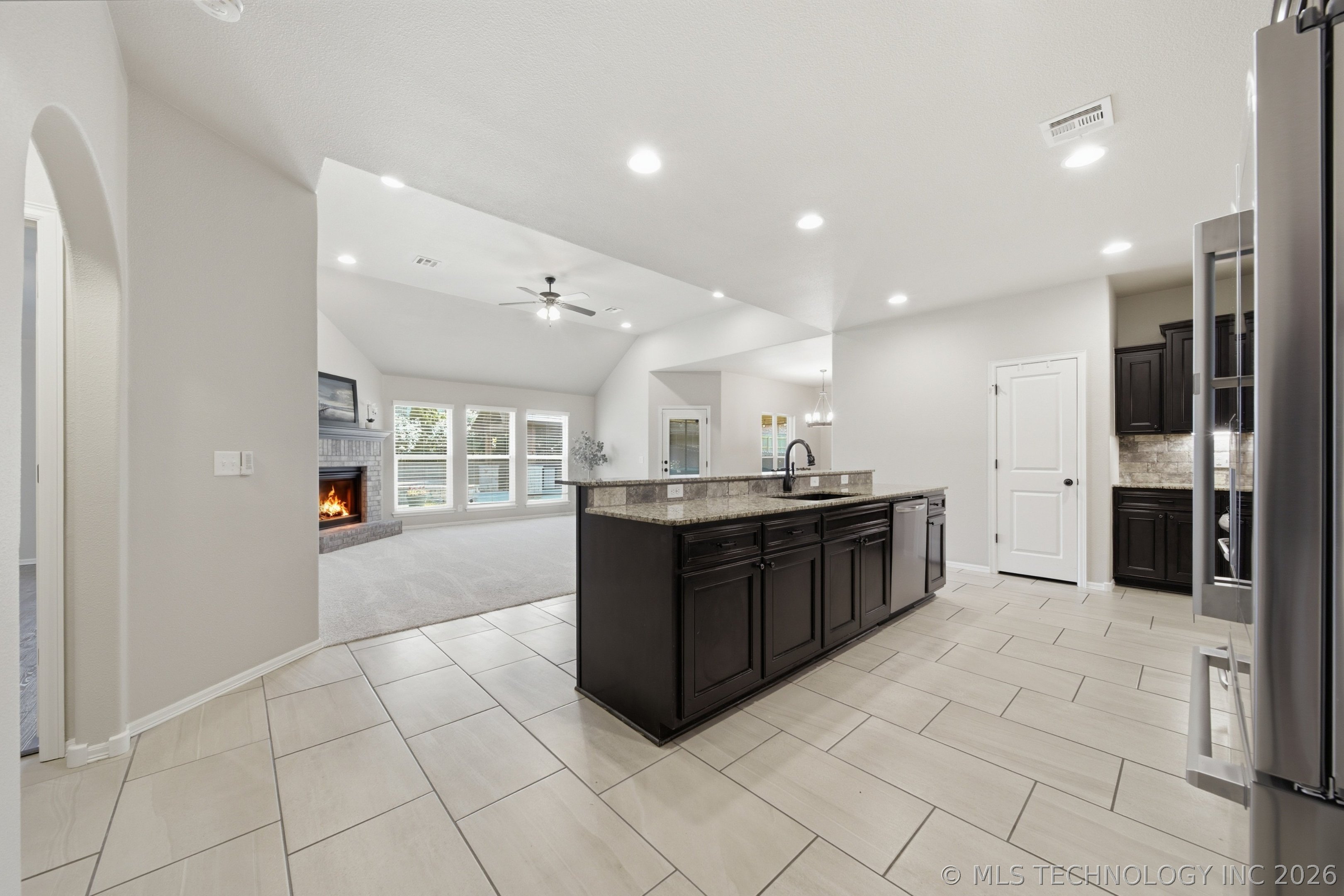2016 E 132nd Place S Property Photo 10