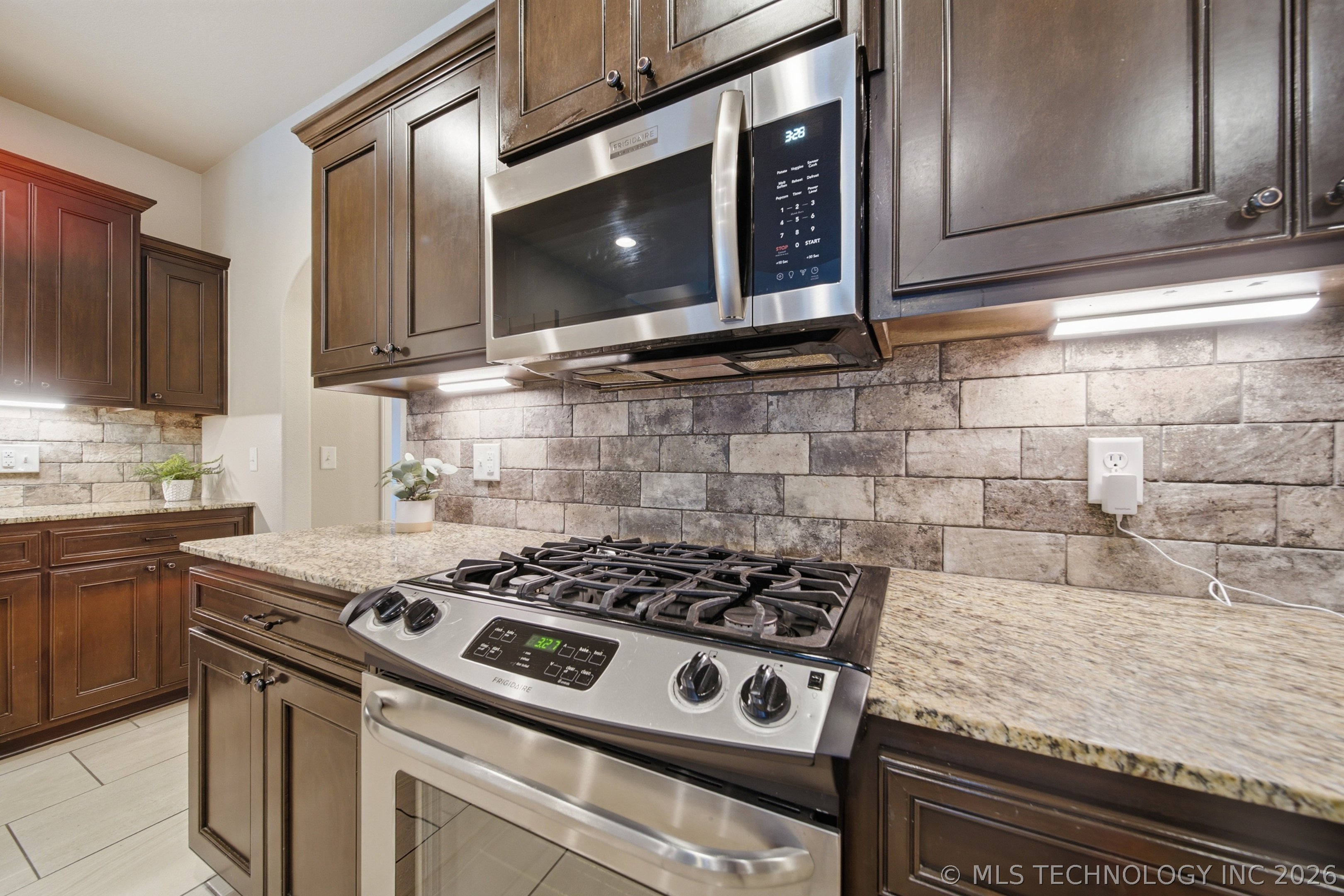 2016 E 132nd Place S Property Photo 16
