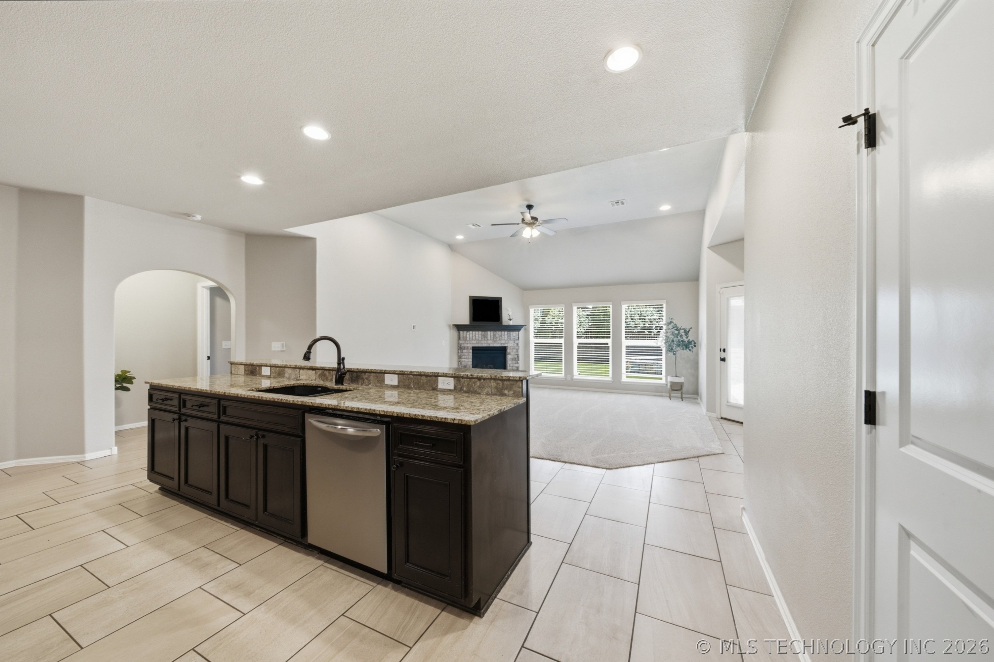 2016 E 132nd Place S Property Photo 20
