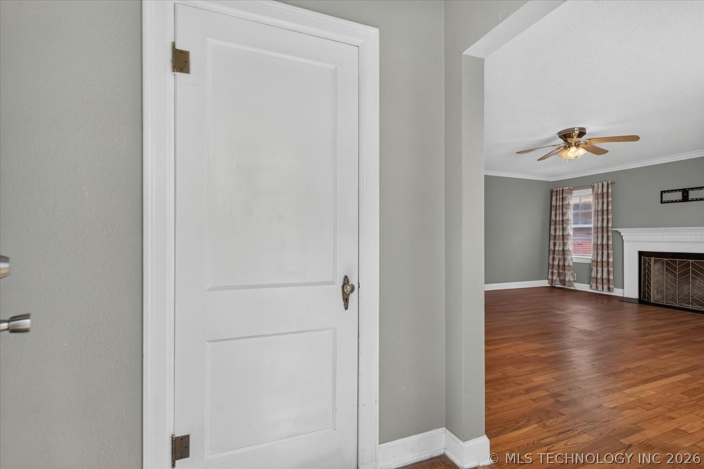 1809 S Dewey Avenue Property Photo 6