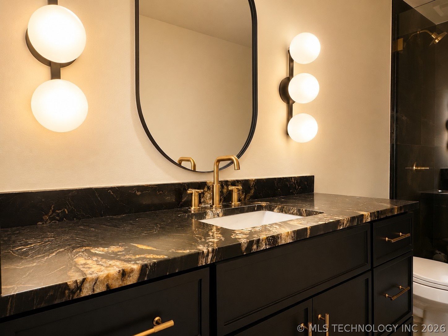 4717 S Atlanta Place Property Photo 19