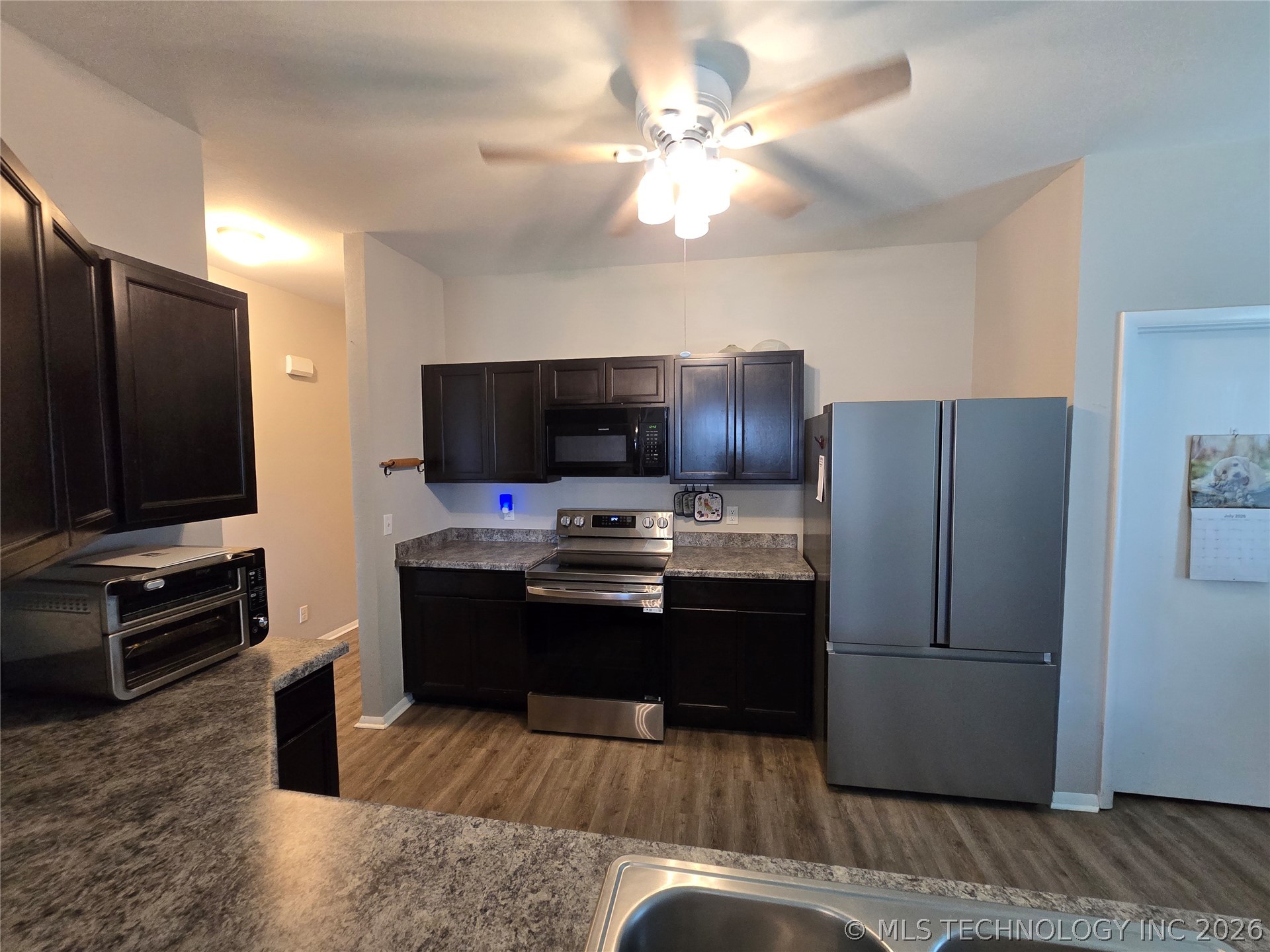 2801 Lariat Lane Property Photo 6