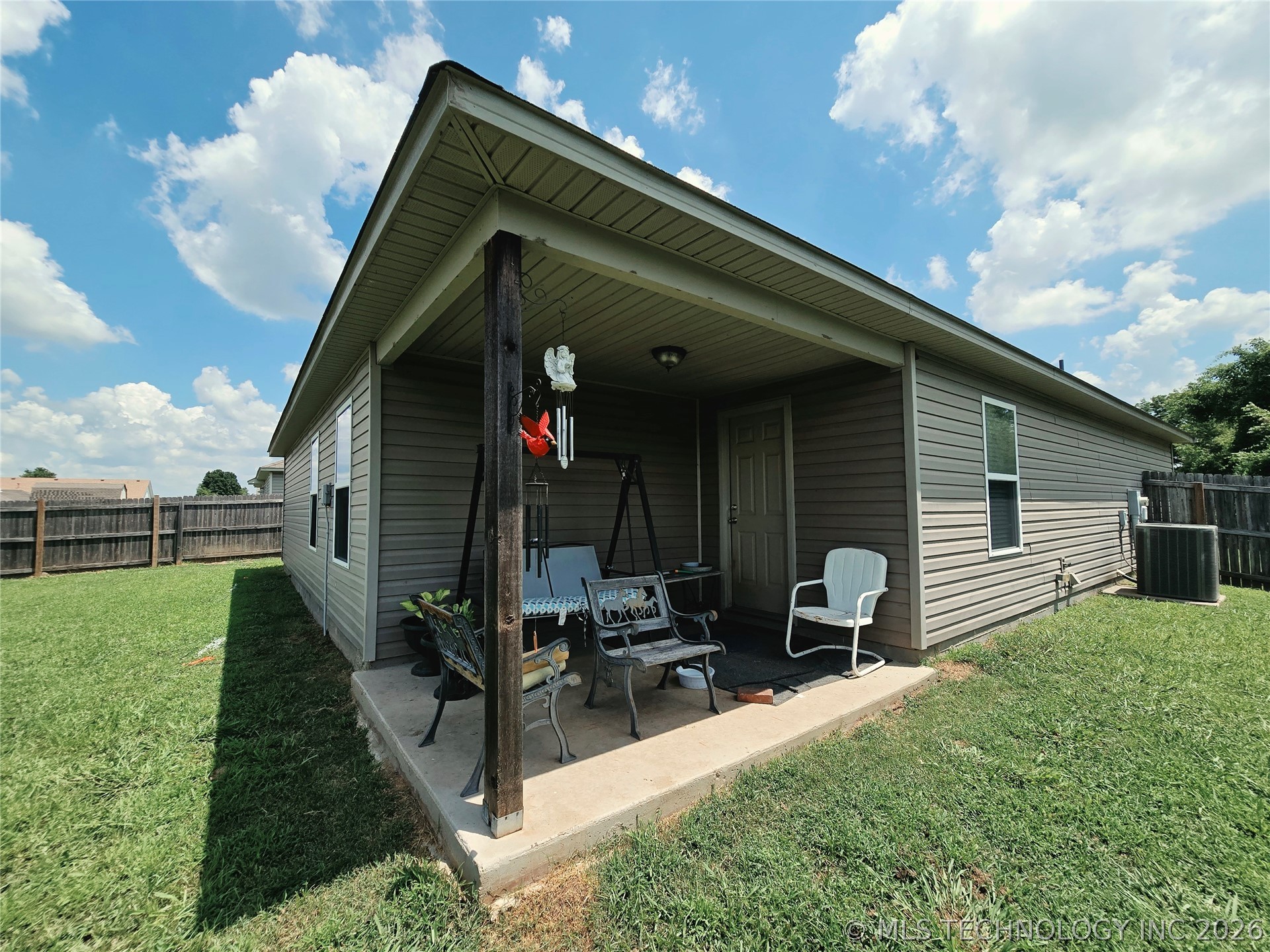 2801 Lariat Lane Property Photo 23