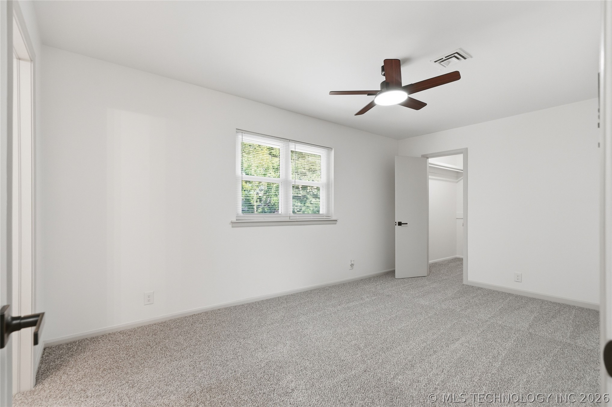 5329 S 76th East Avenue Property Photo 31