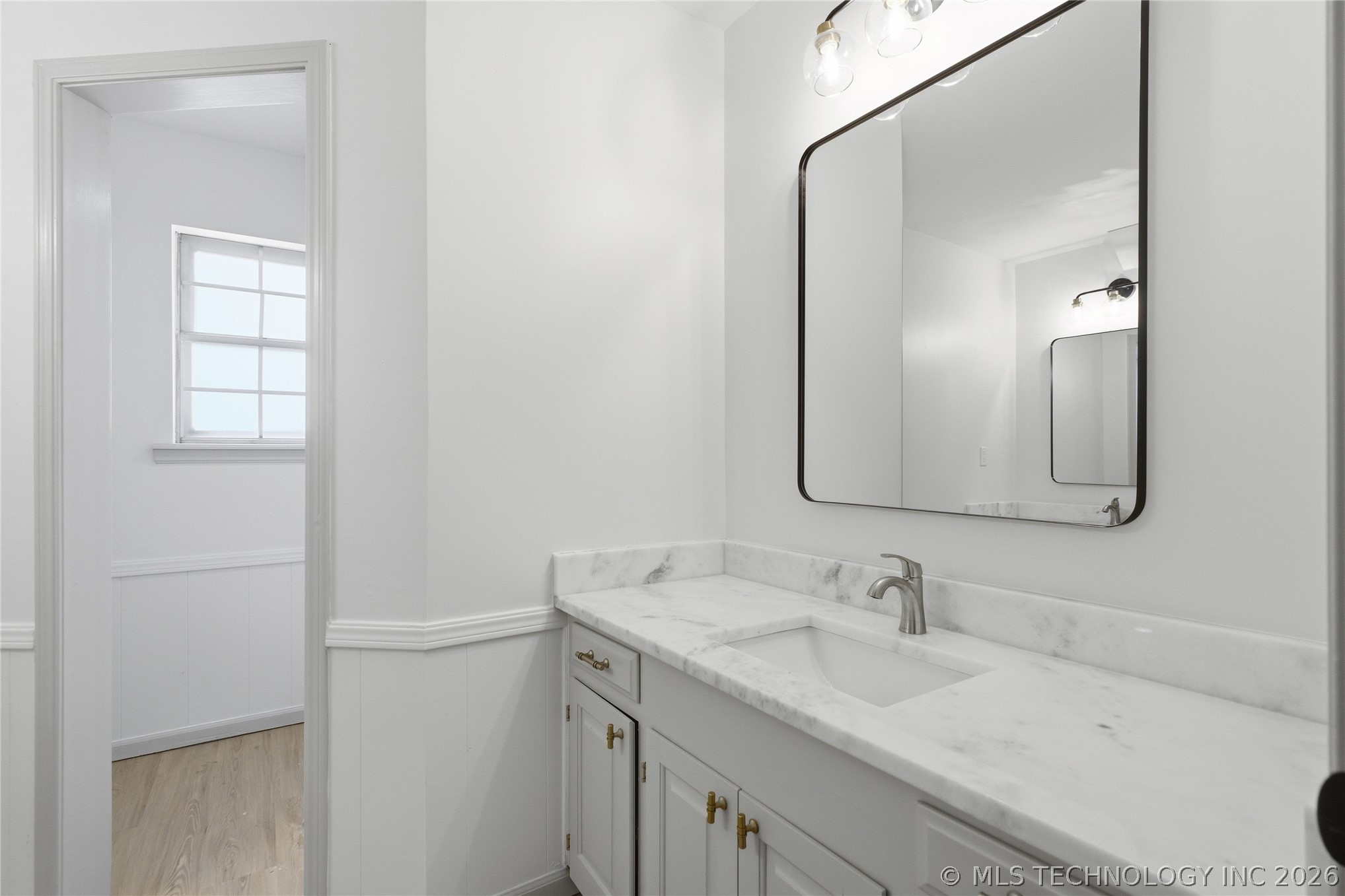 5329 S 76th East Avenue Property Photo 34