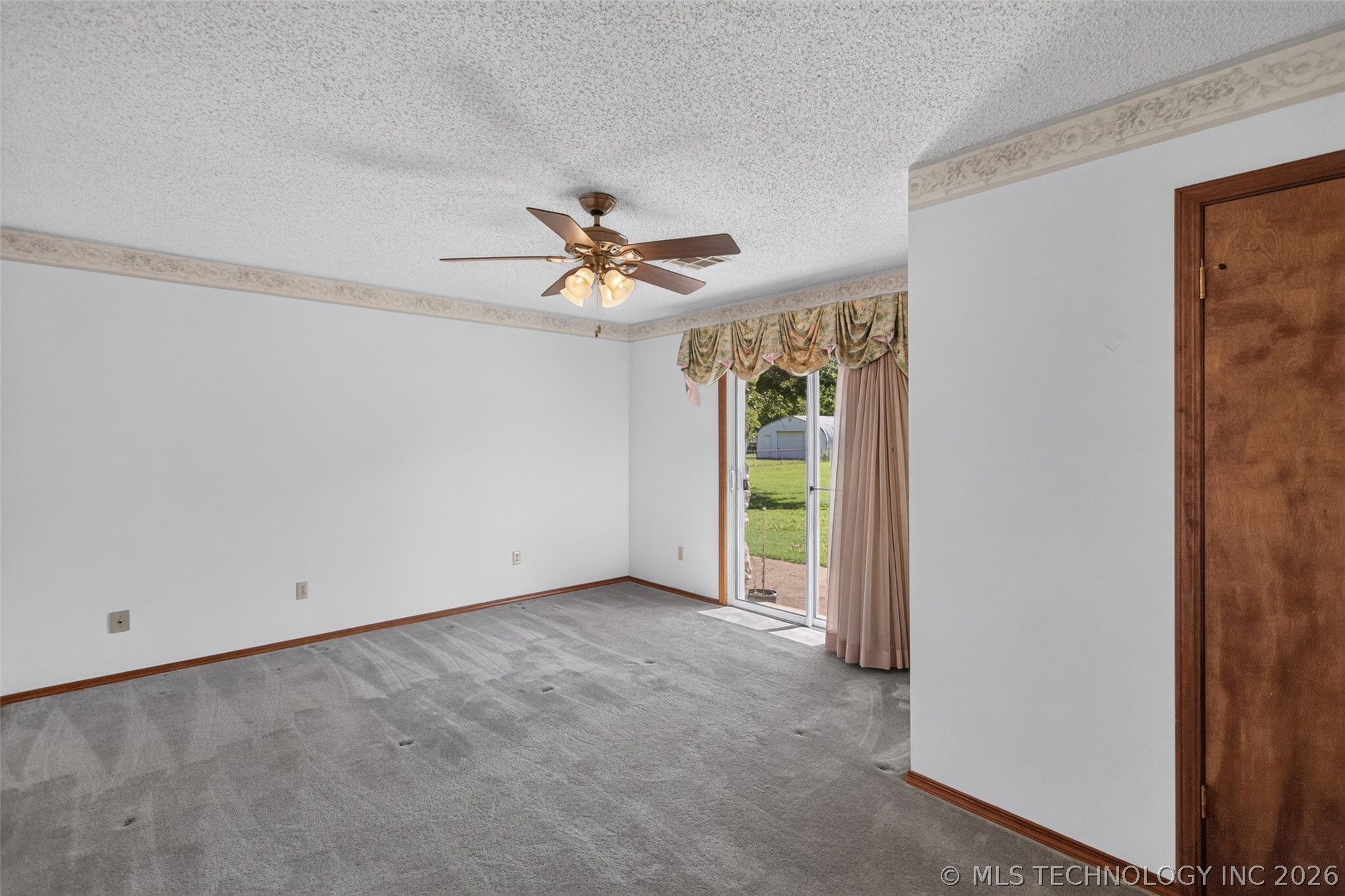 1102 N Delaware Street Property Photo 28