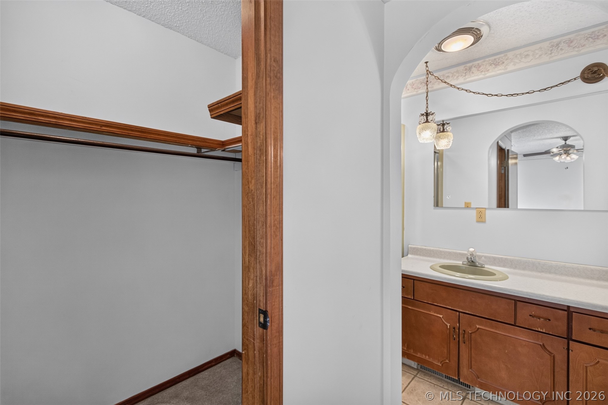 1102 N Delaware Street Property Photo 31