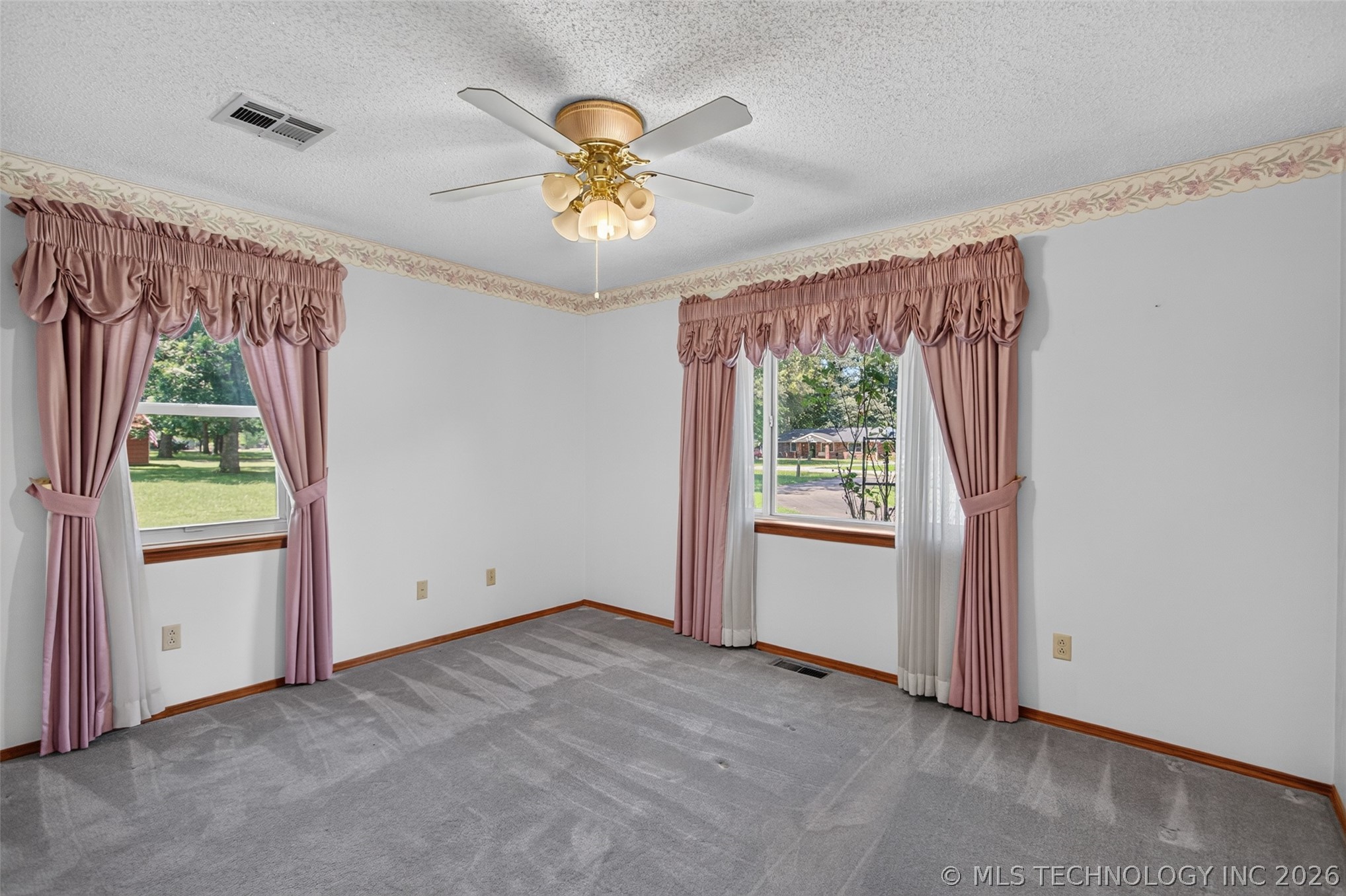 1102 N Delaware Street Property Photo 35