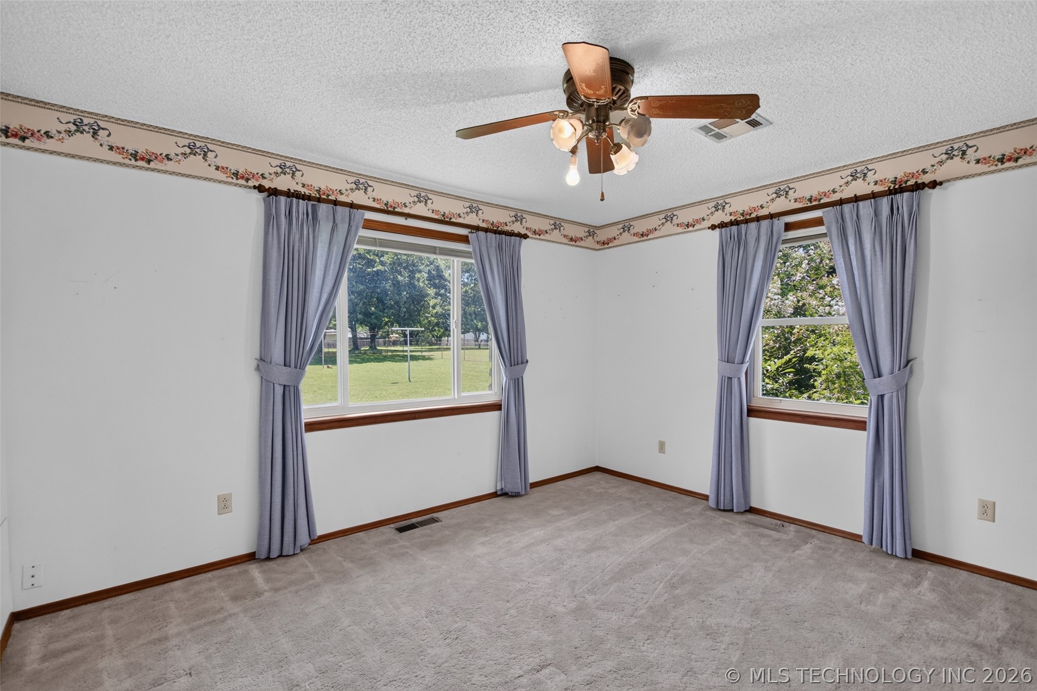 1102 N Delaware Street Property Photo 41