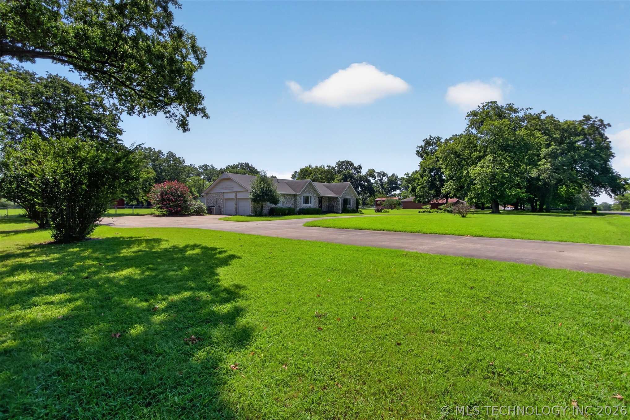 1102 N Delaware Street Property Photo 54