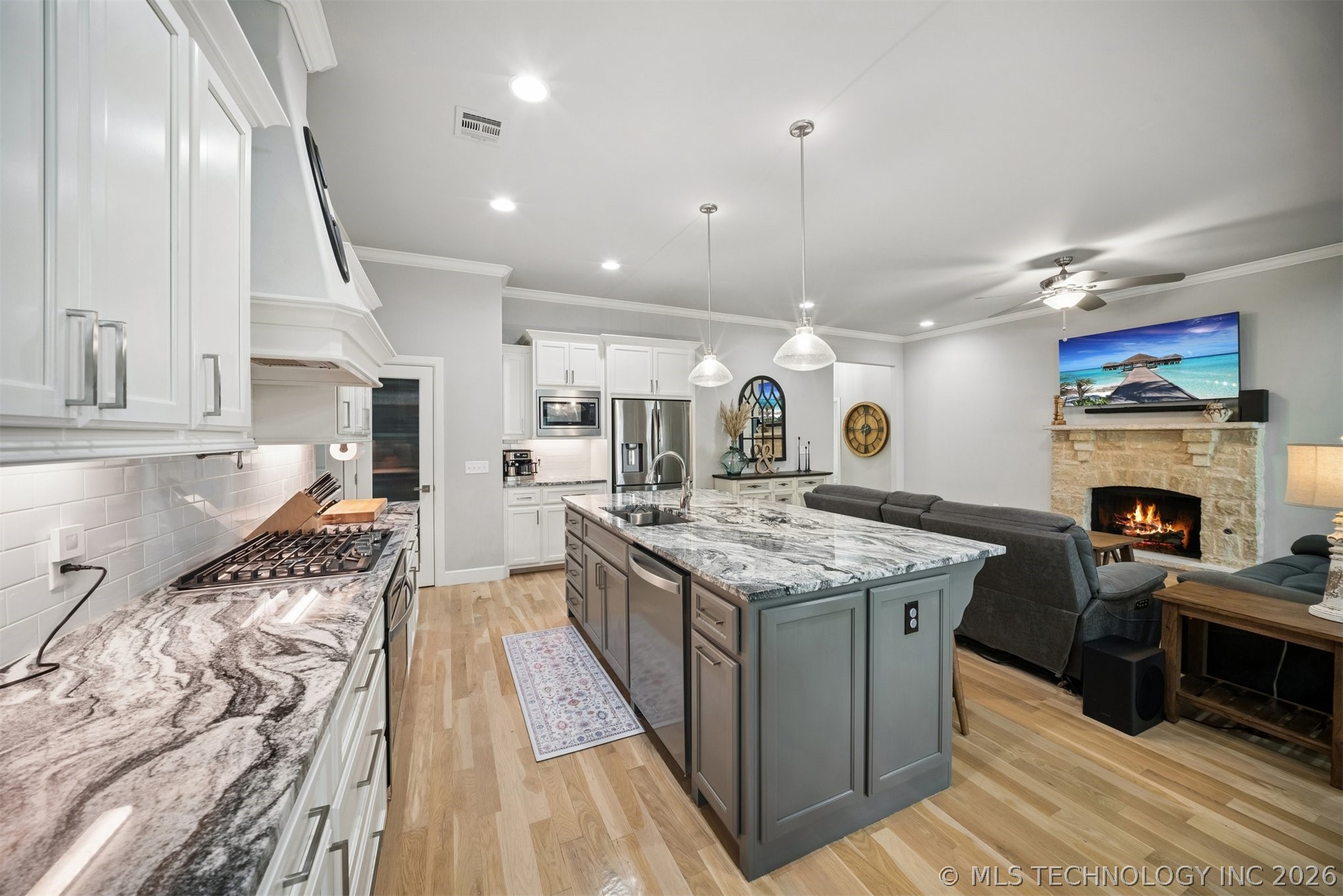 812 N 88th Street Property Photo 16