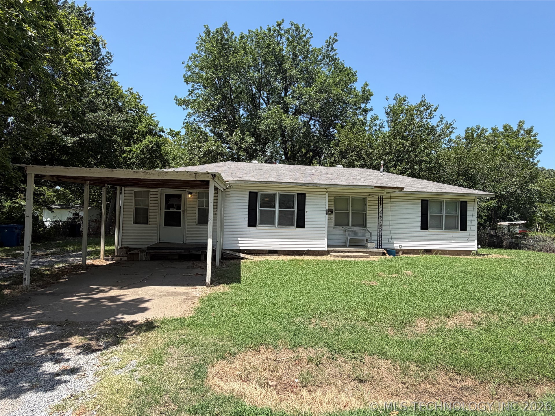 57 W Townsend Avenue Property Photo 1