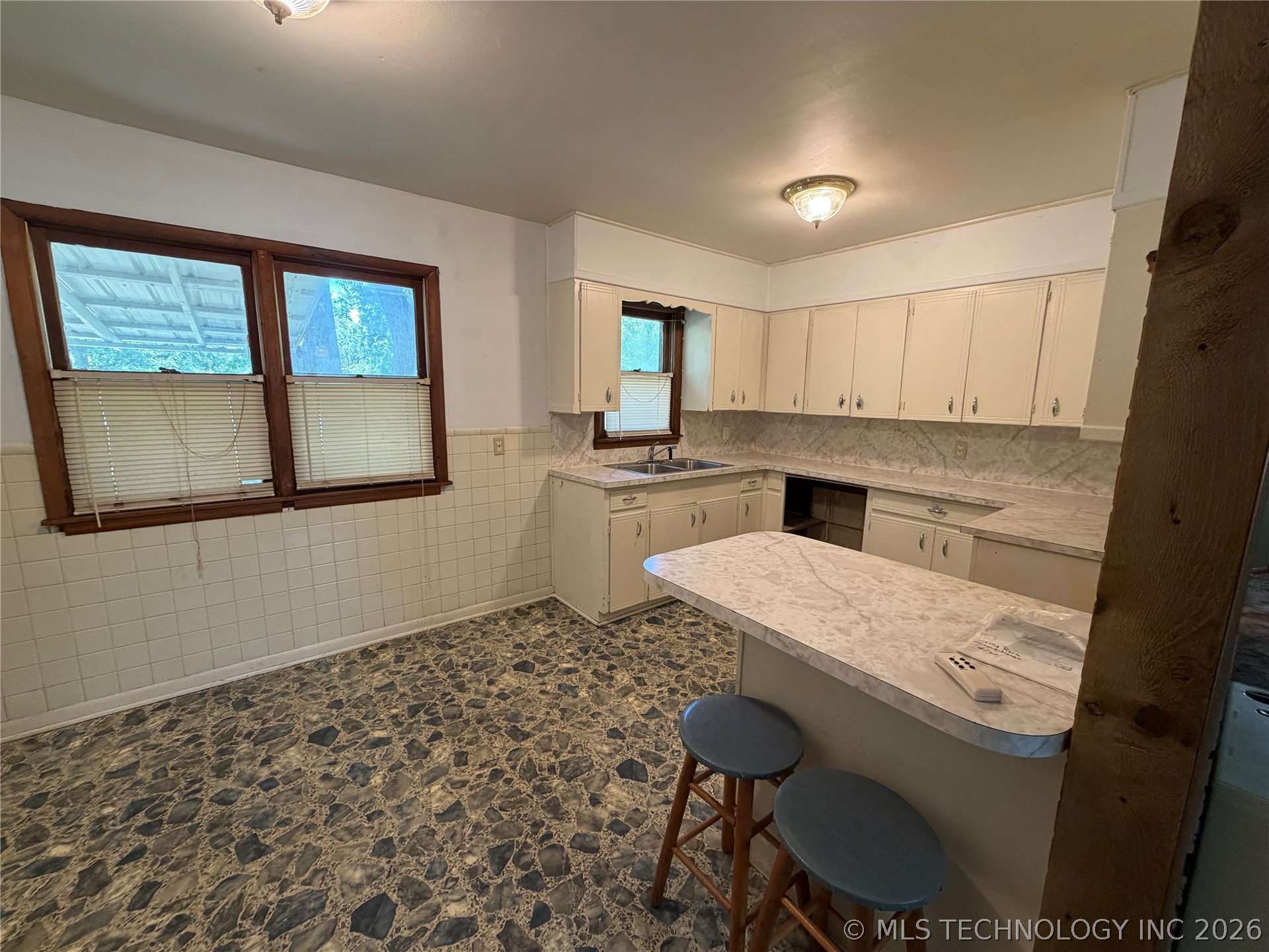 57 W Townsend Avenue Property Photo 20