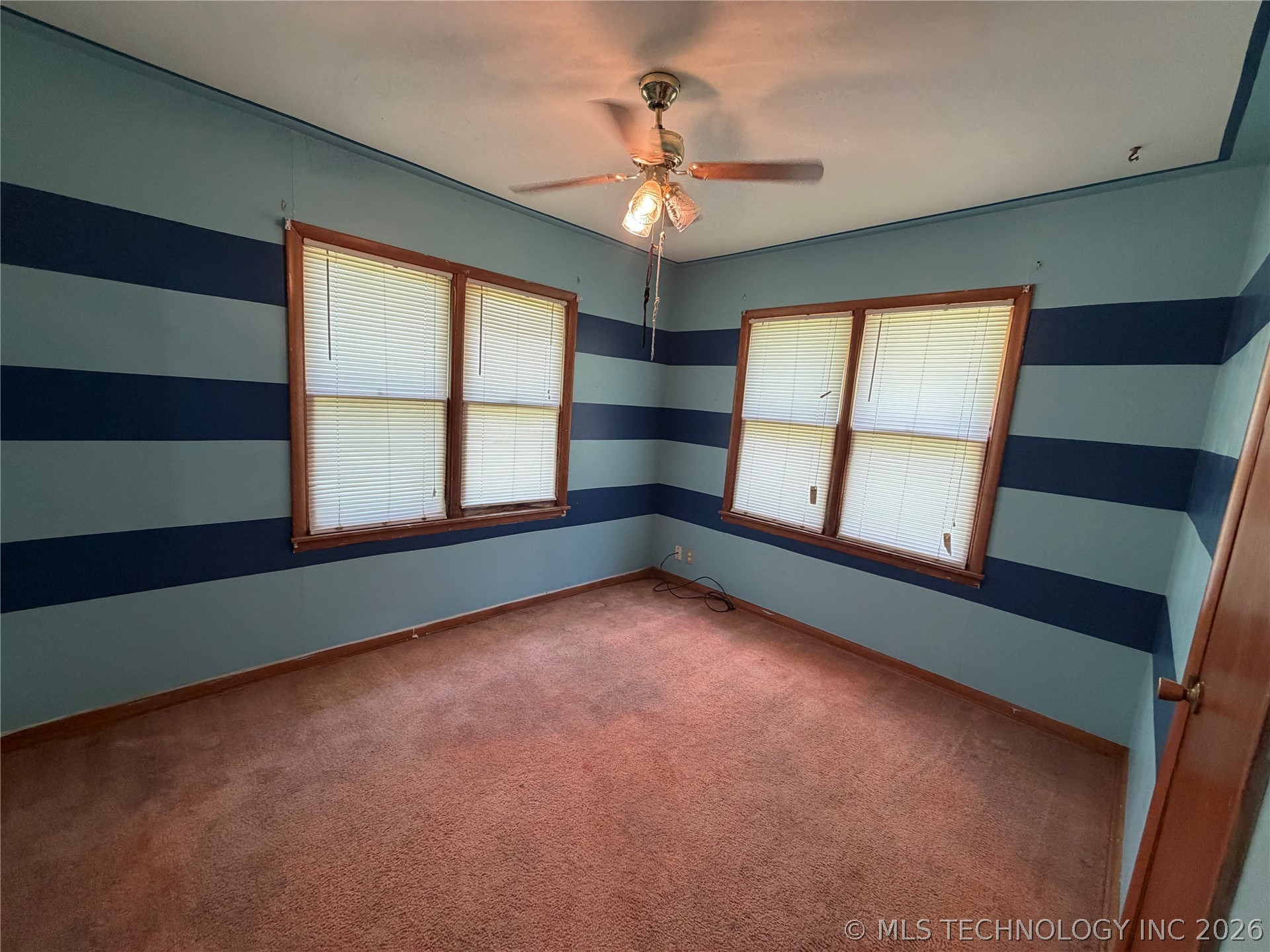 57 W Townsend Avenue Property Photo 29