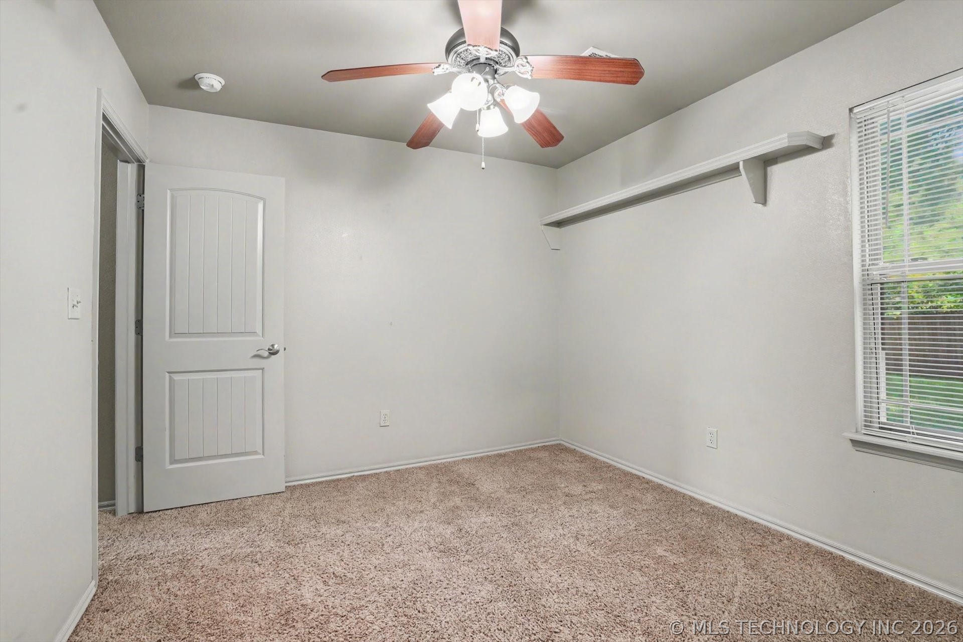 13405 S Poplar Street Property Photo 27