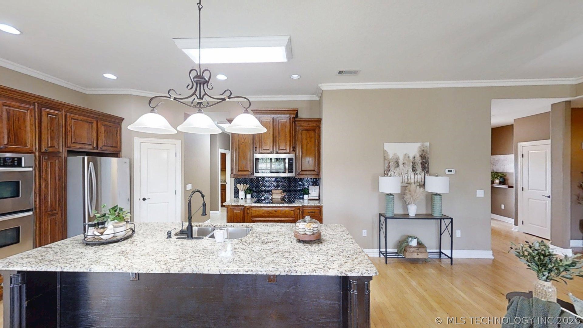 401 Wandering Way Property Photo 19