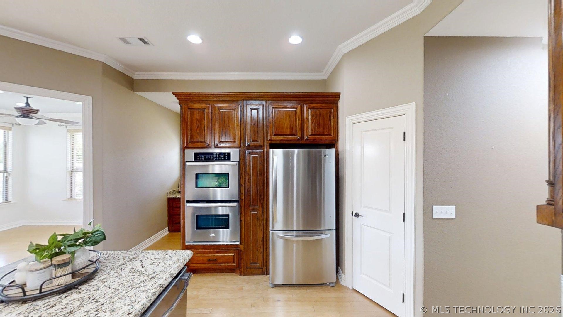 401 Wandering Way Property Photo 20