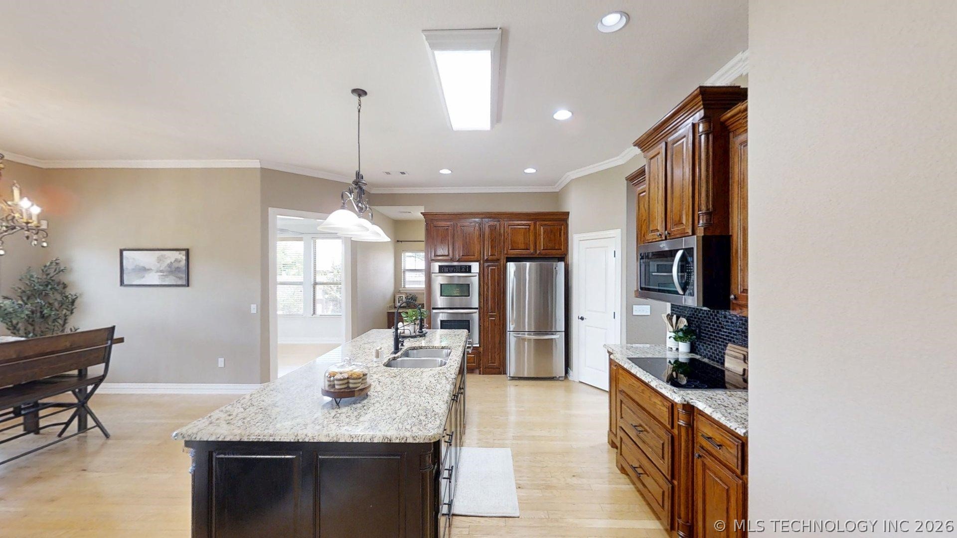 401 Wandering Way Property Photo 22