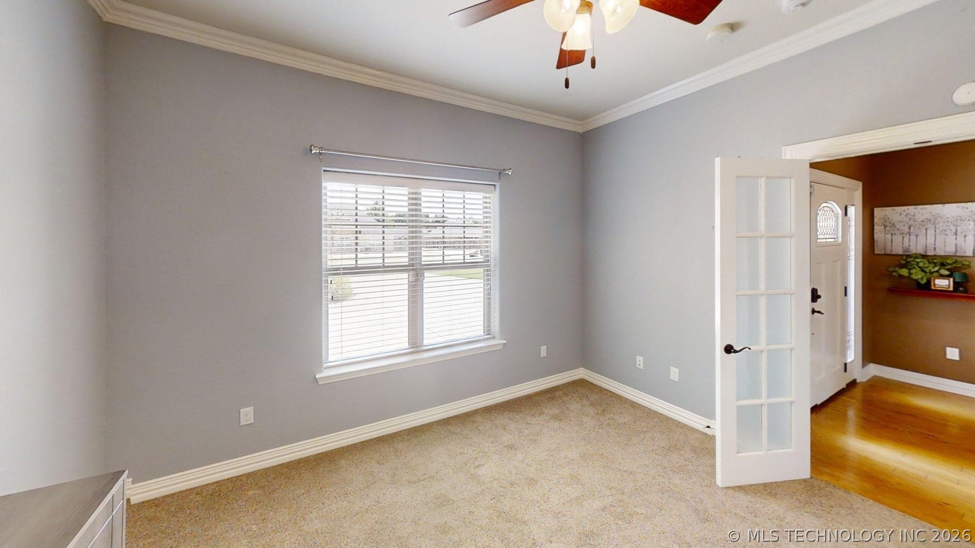 401 Wandering Way Property Photo 39