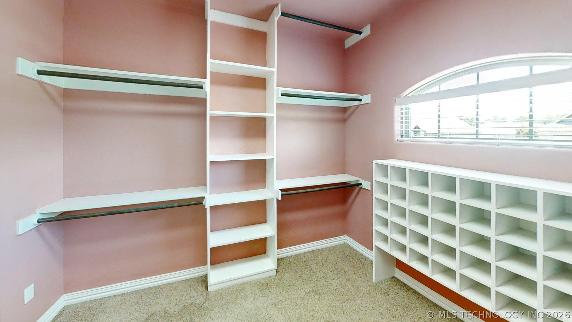 401 Wandering Way Property Photo 48