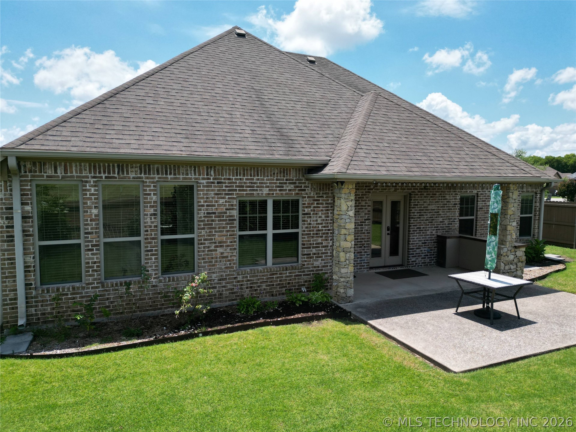 401 Wandering Way Property Photo 51