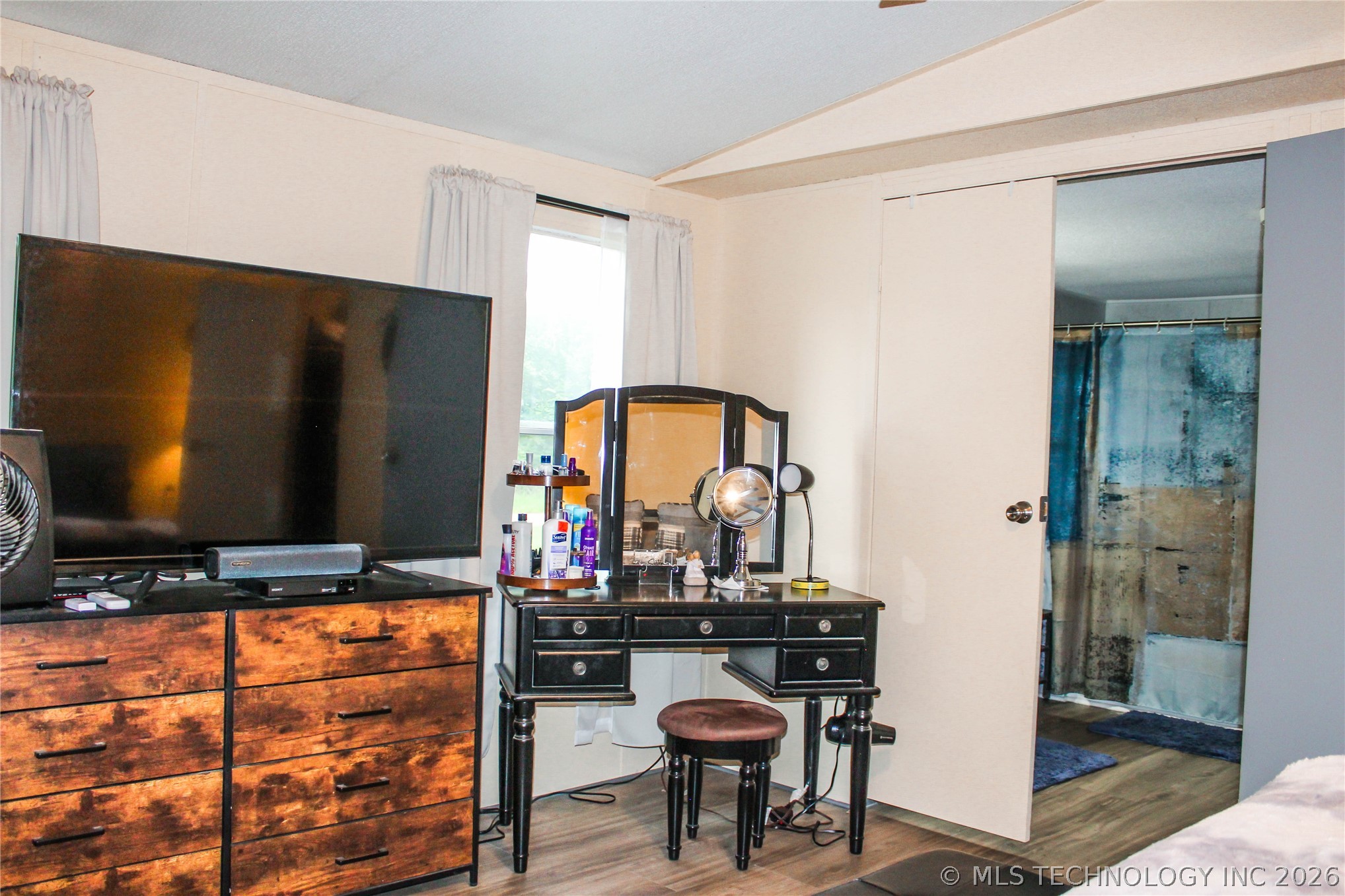 108524 Mutiny Property Photo 21