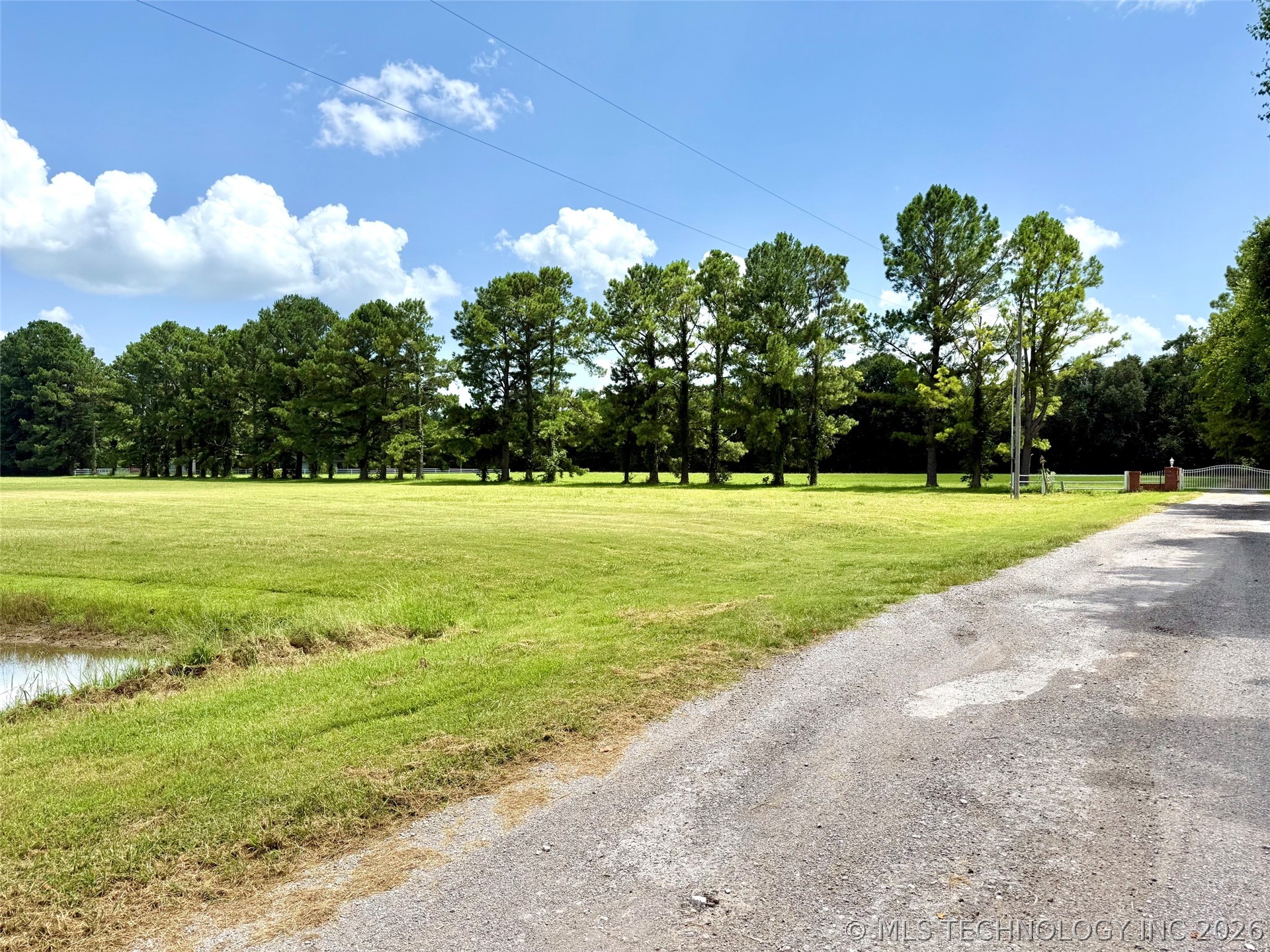 1701 S Cheyenne Road Property Photo 3