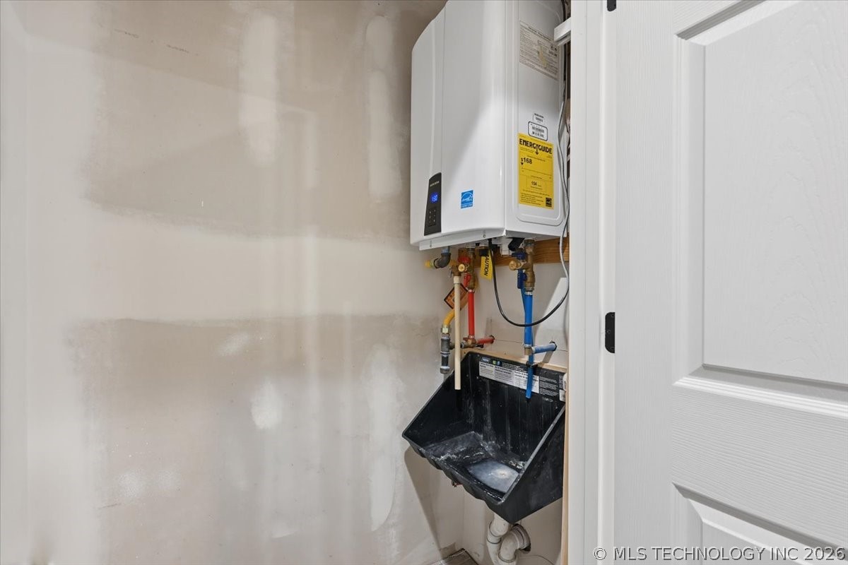 2720 E 22nd Street Property Photo 65