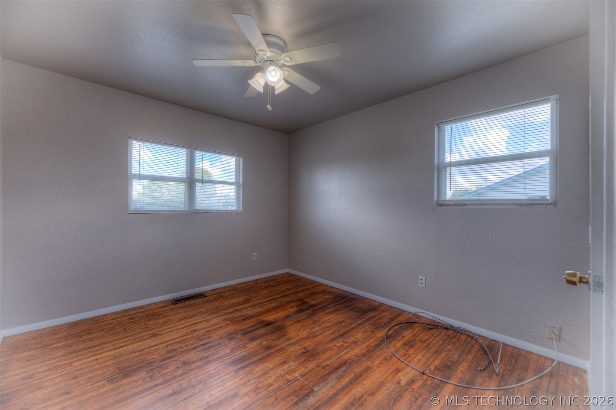11737 N 194th East Avenue Property Photo 14