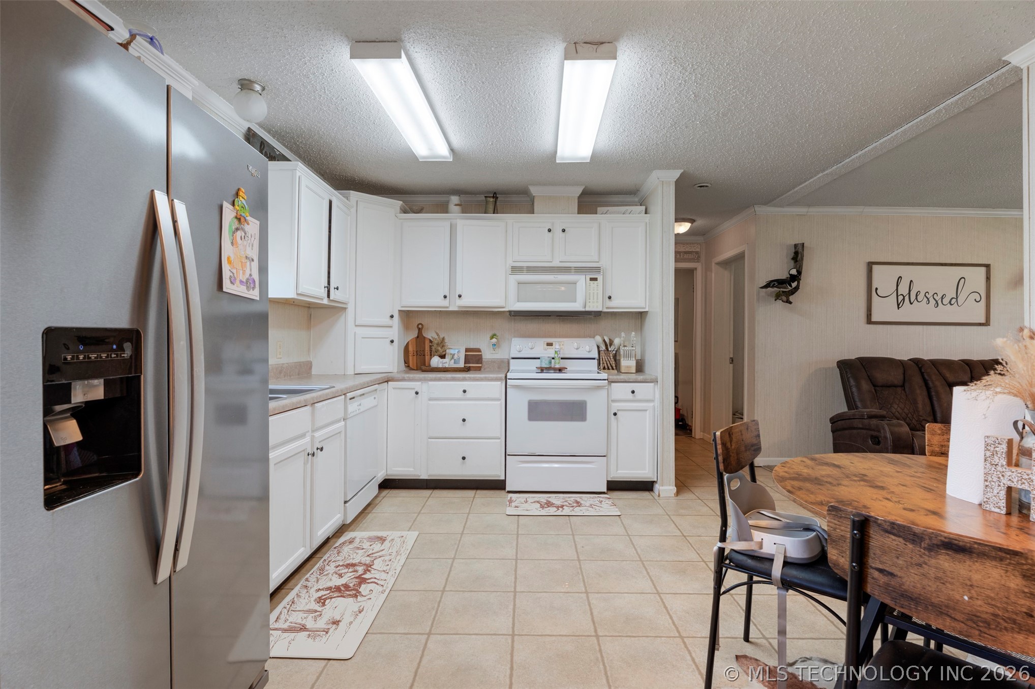 455 W 10th Avenue Property Photo 19
