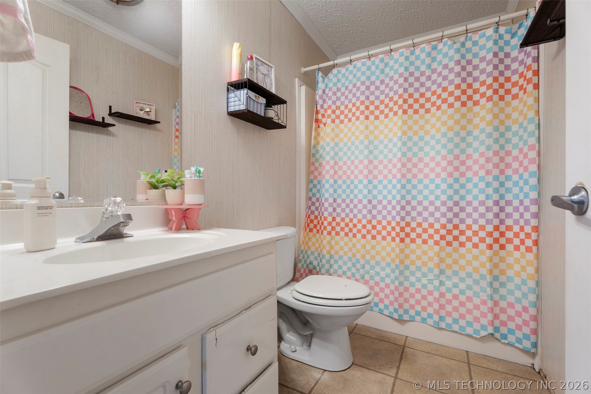 455 W 10th Avenue Property Photo 27