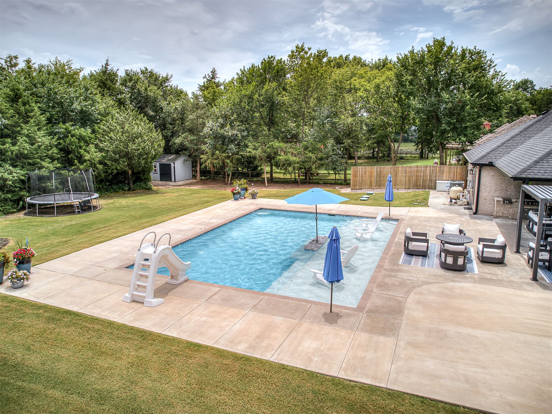 24328 N 3967 Road Property Photo 4