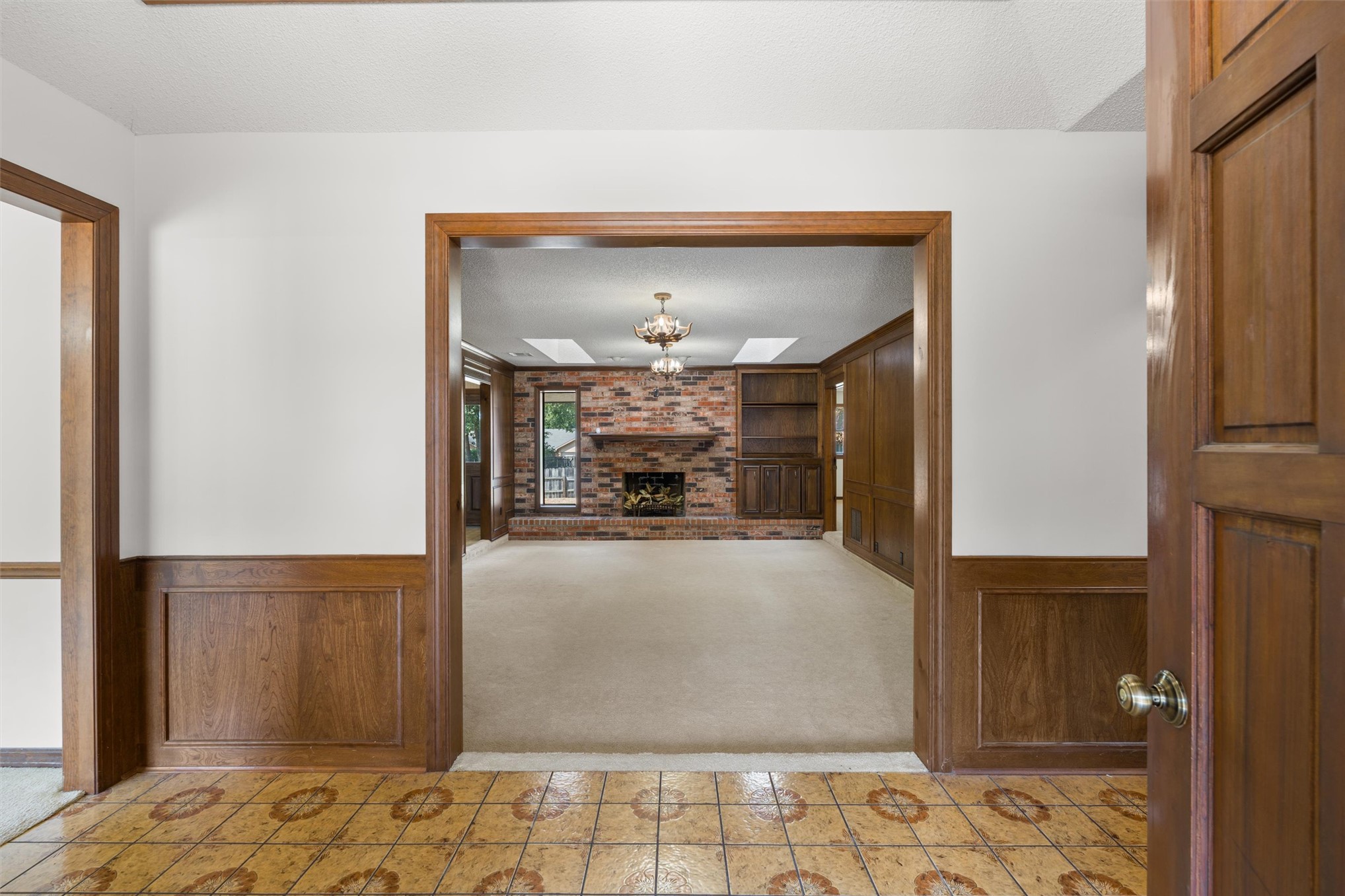 2508 Chapel Hill Property Photo 2