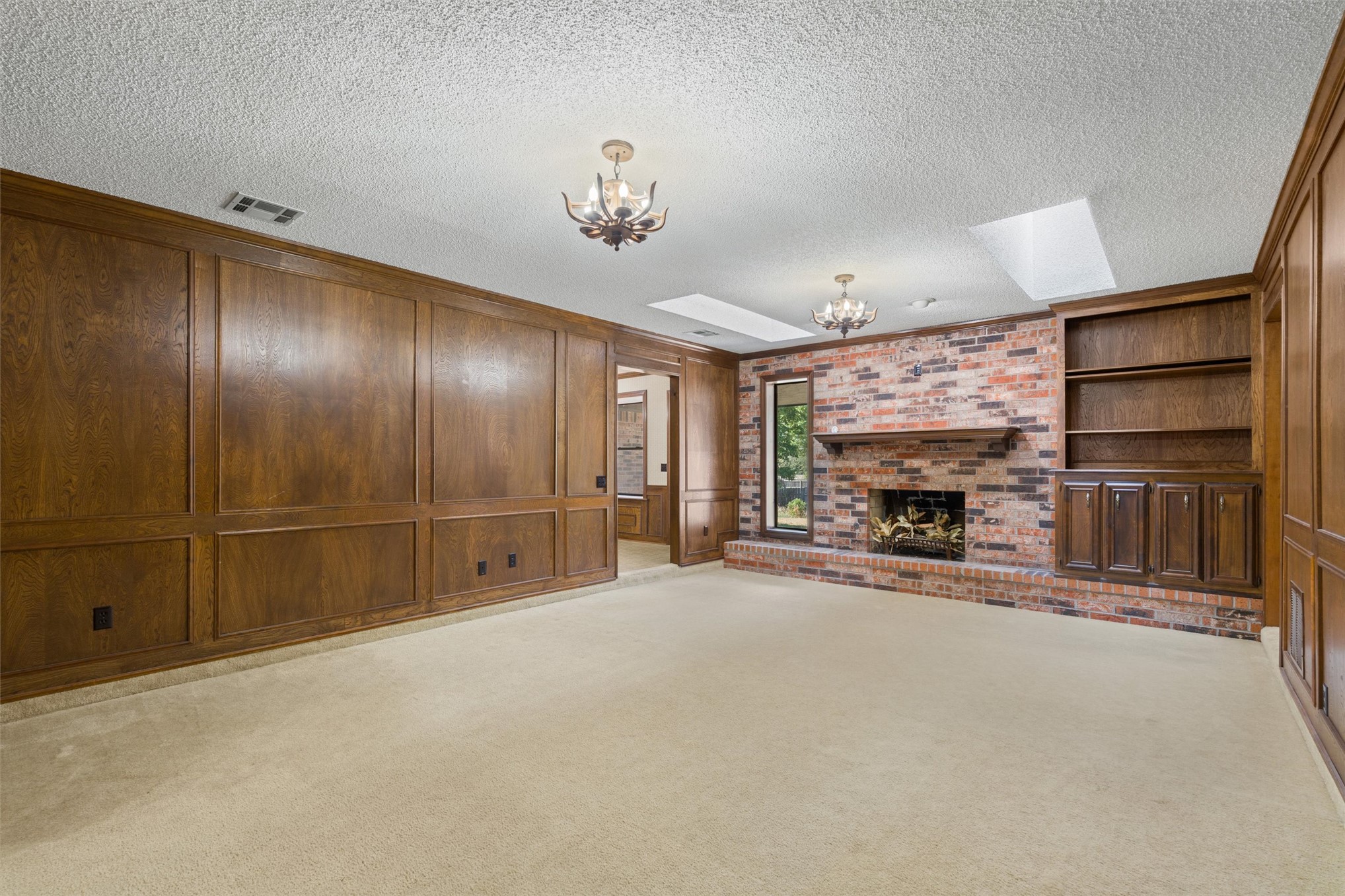 2508 Chapel Hill Property Photo 5