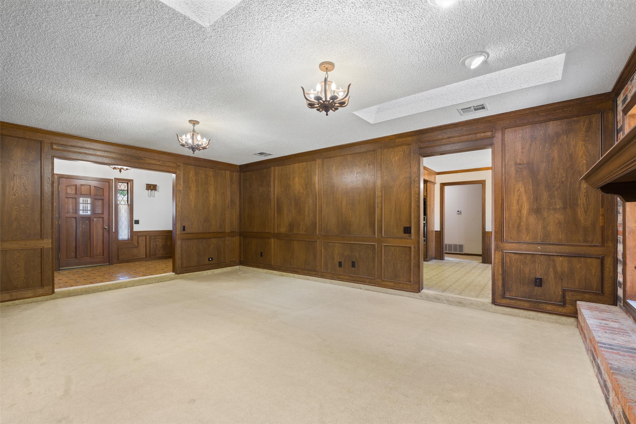 2508 Chapel Hill Property Photo 6