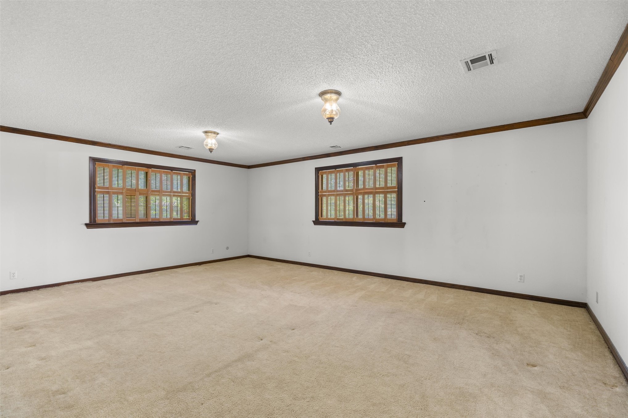 2508 Chapel Hill Property Photo 9