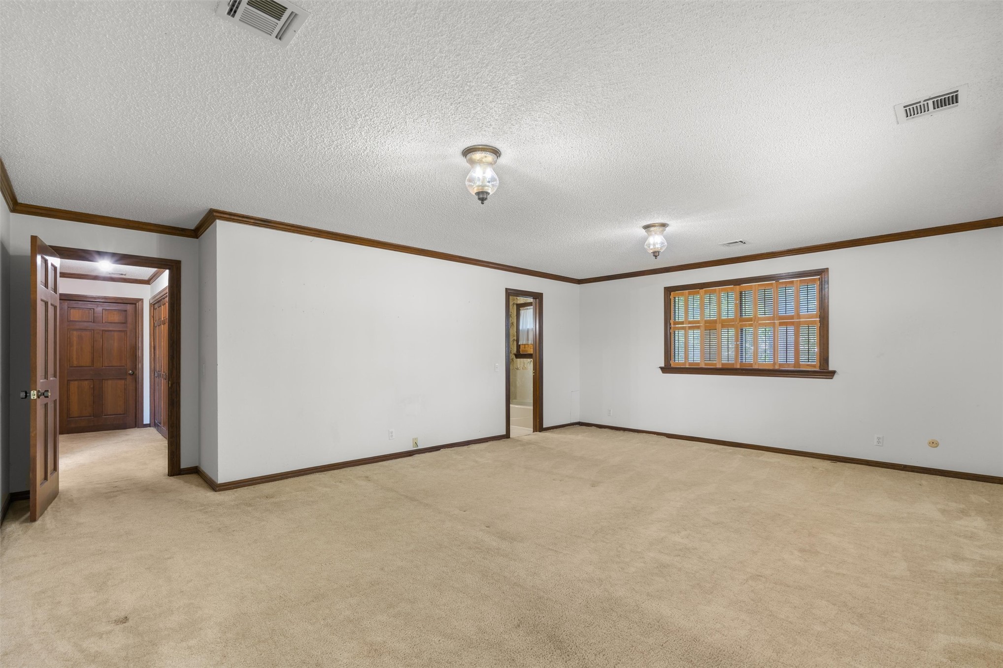 2508 Chapel Hill Property Photo 11