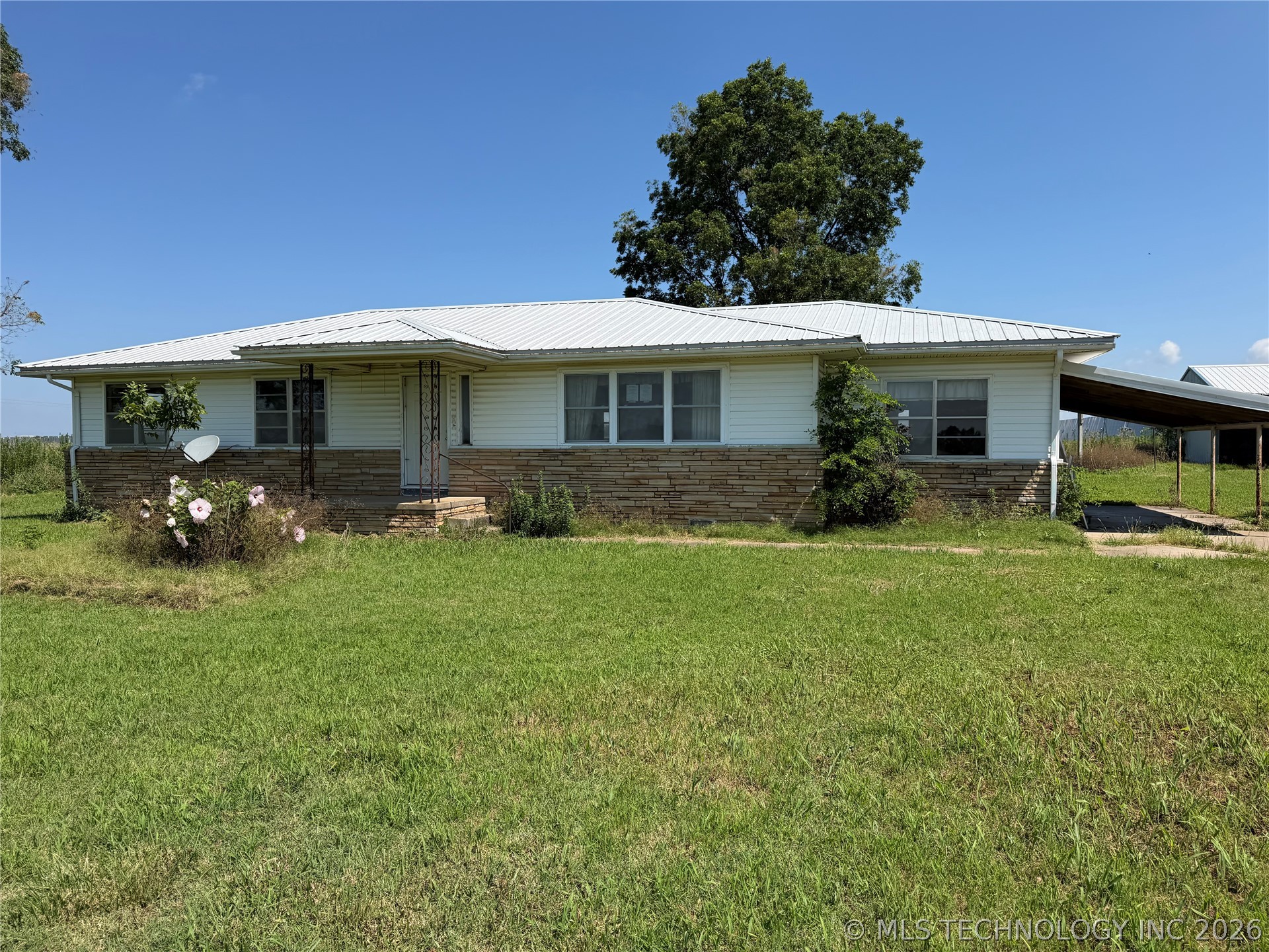 615 E 460 Property Photo 1