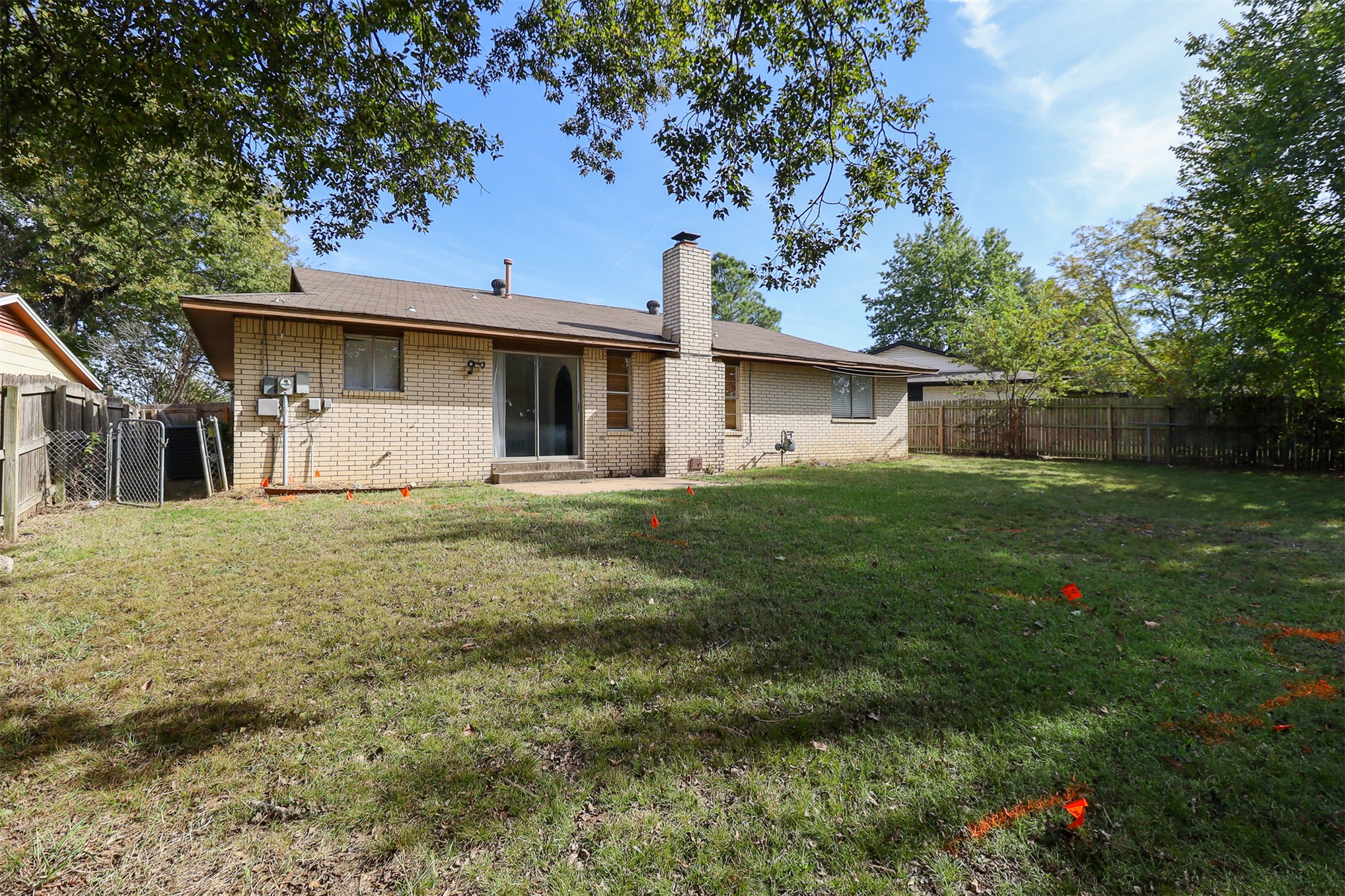 1628 S Sycamore Avenue Property Photo 13