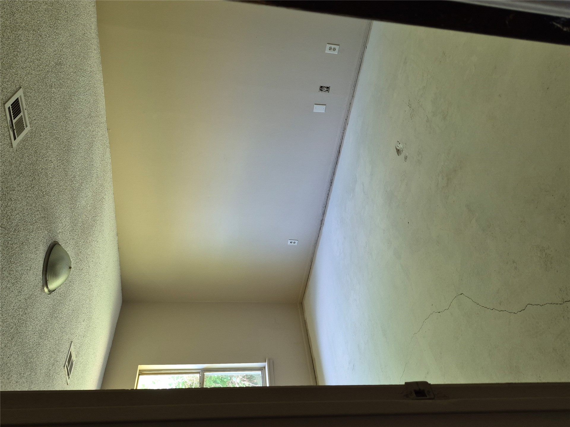 4609 S 72nd East Avenue Property Photo 7