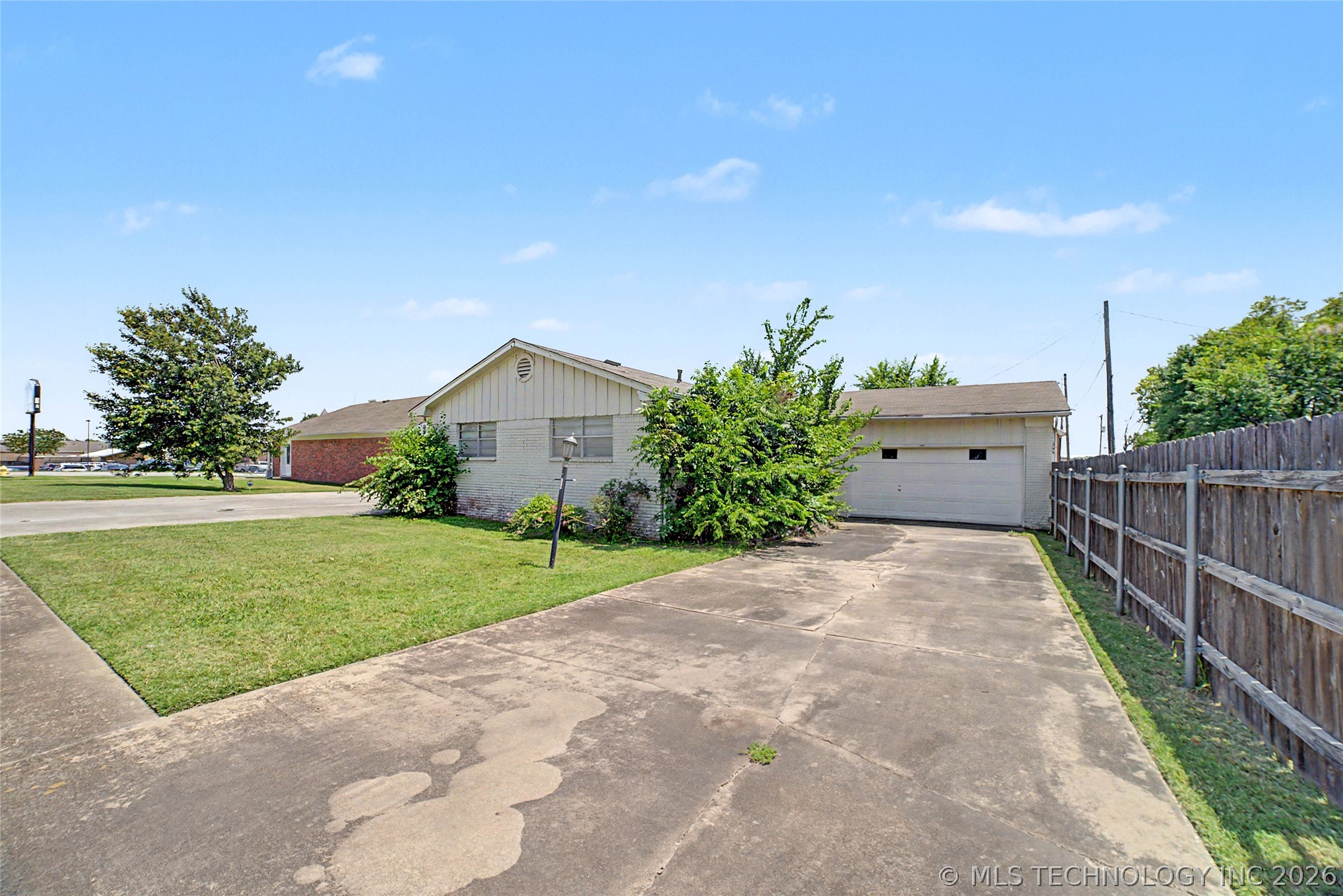 116 N Main Street Property Photo 3