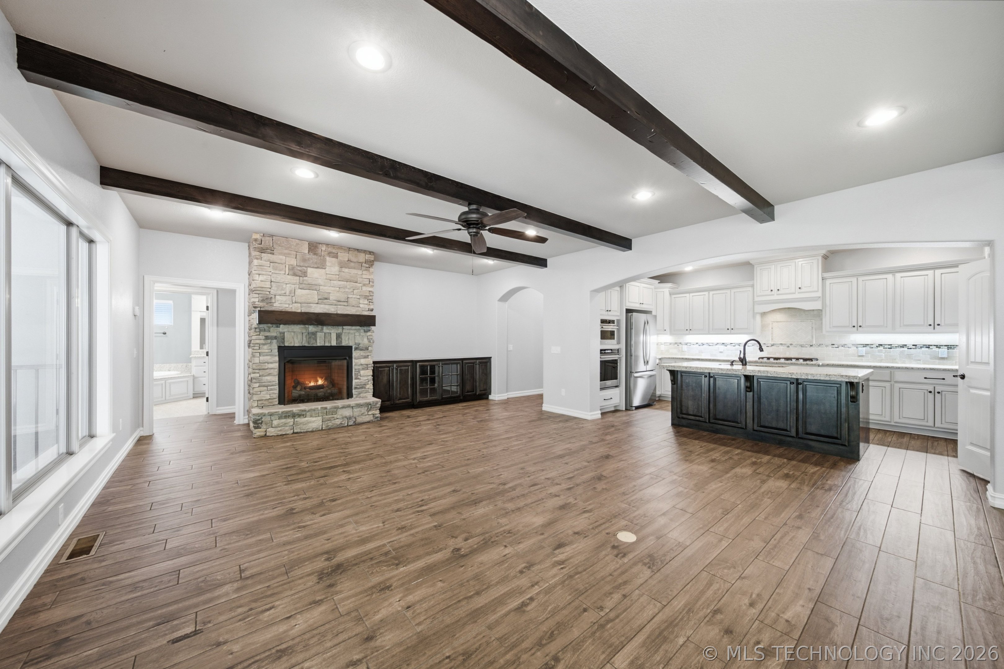 3310 Harbour Town Place Property Photo 8