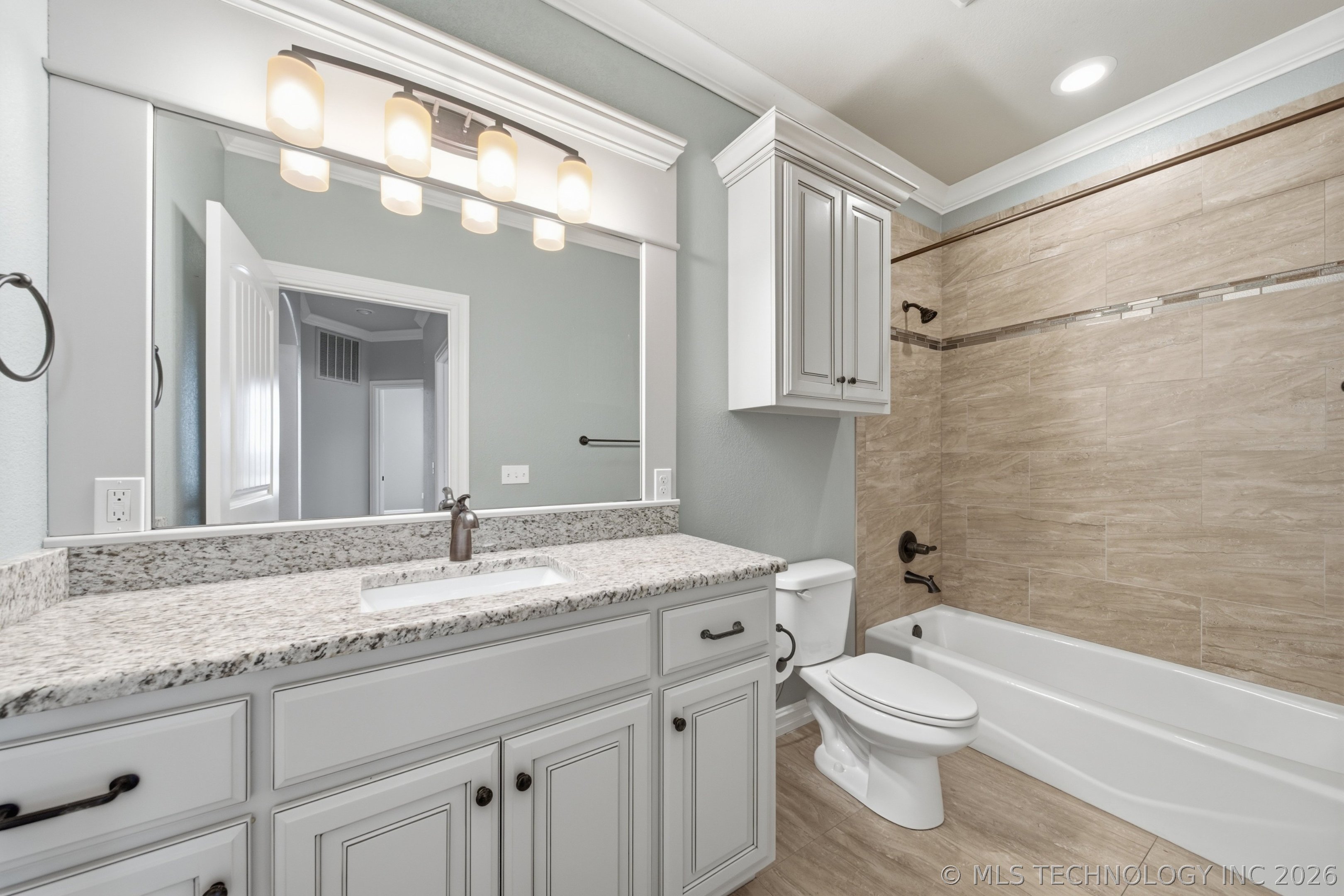 3310 Harbour Town Place Property Photo 22