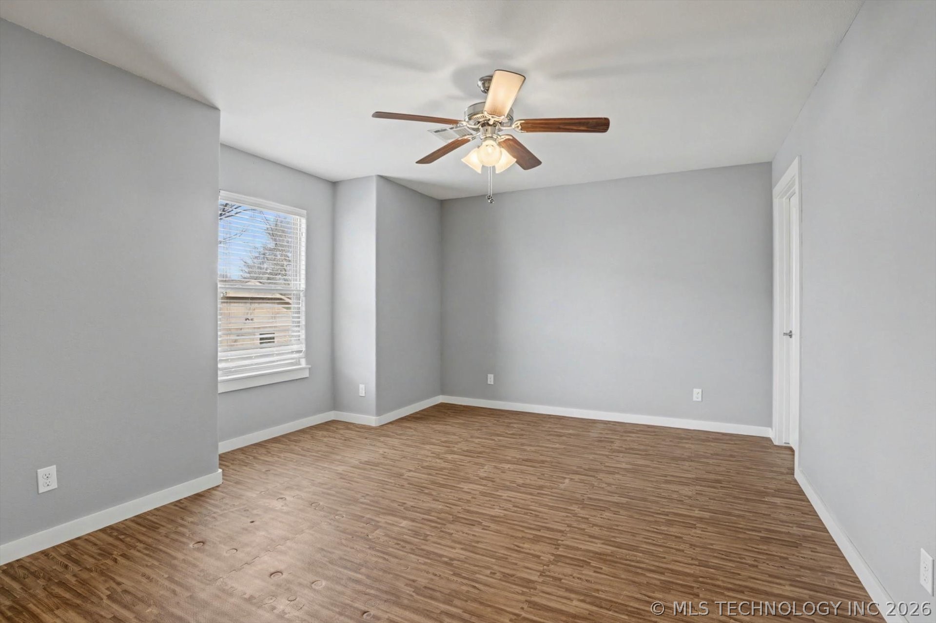 11427 Ash Street Property Photo 29