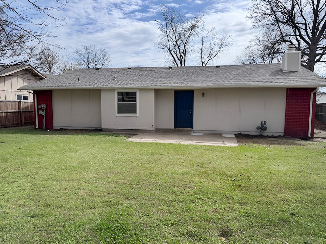 10117 E 34th Street Property Photo 2