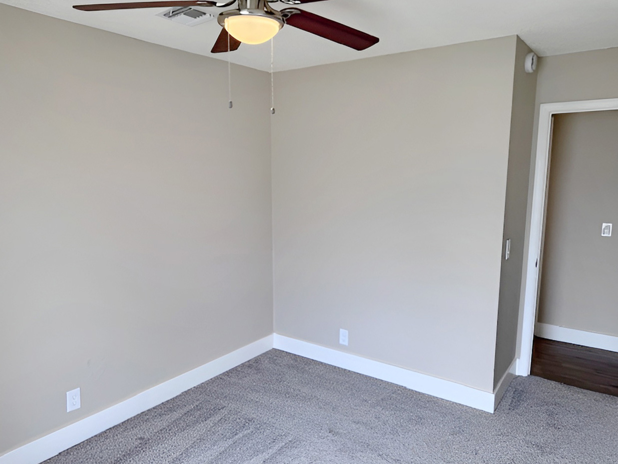 10117 E 34th Street Property Photo 6