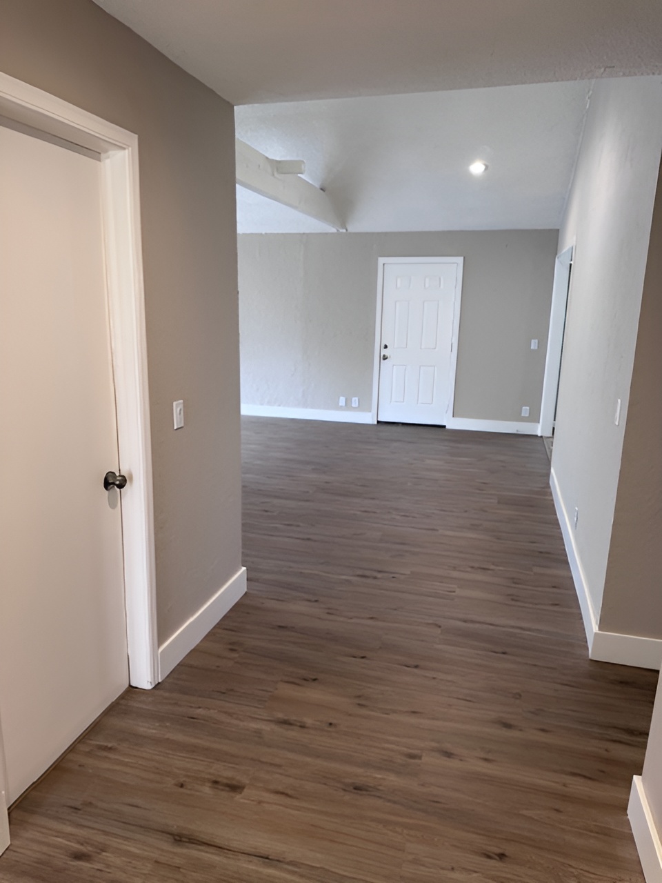10117 E 34th Street Property Photo 8