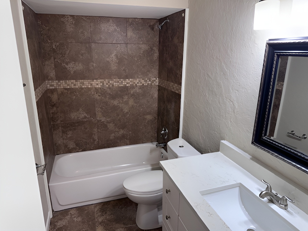 10117 E 34th Street Property Photo 13