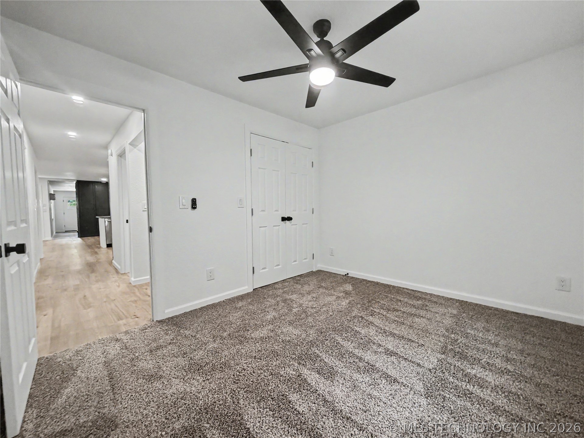 226 E Cedar Street Property Photo 28