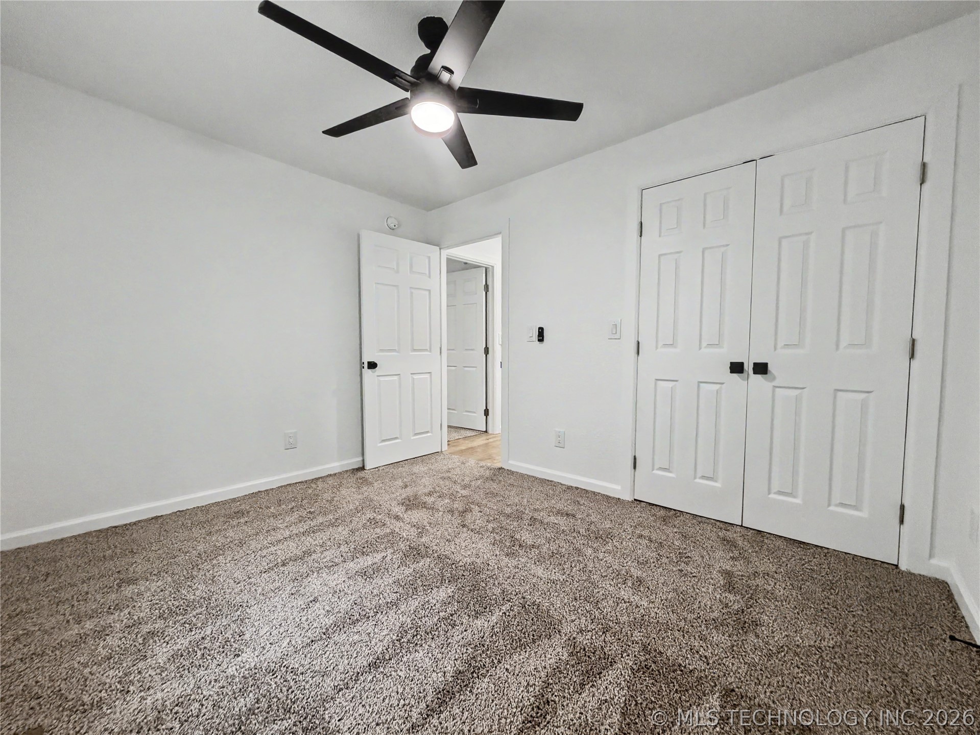 226 E Cedar Street Property Photo 29